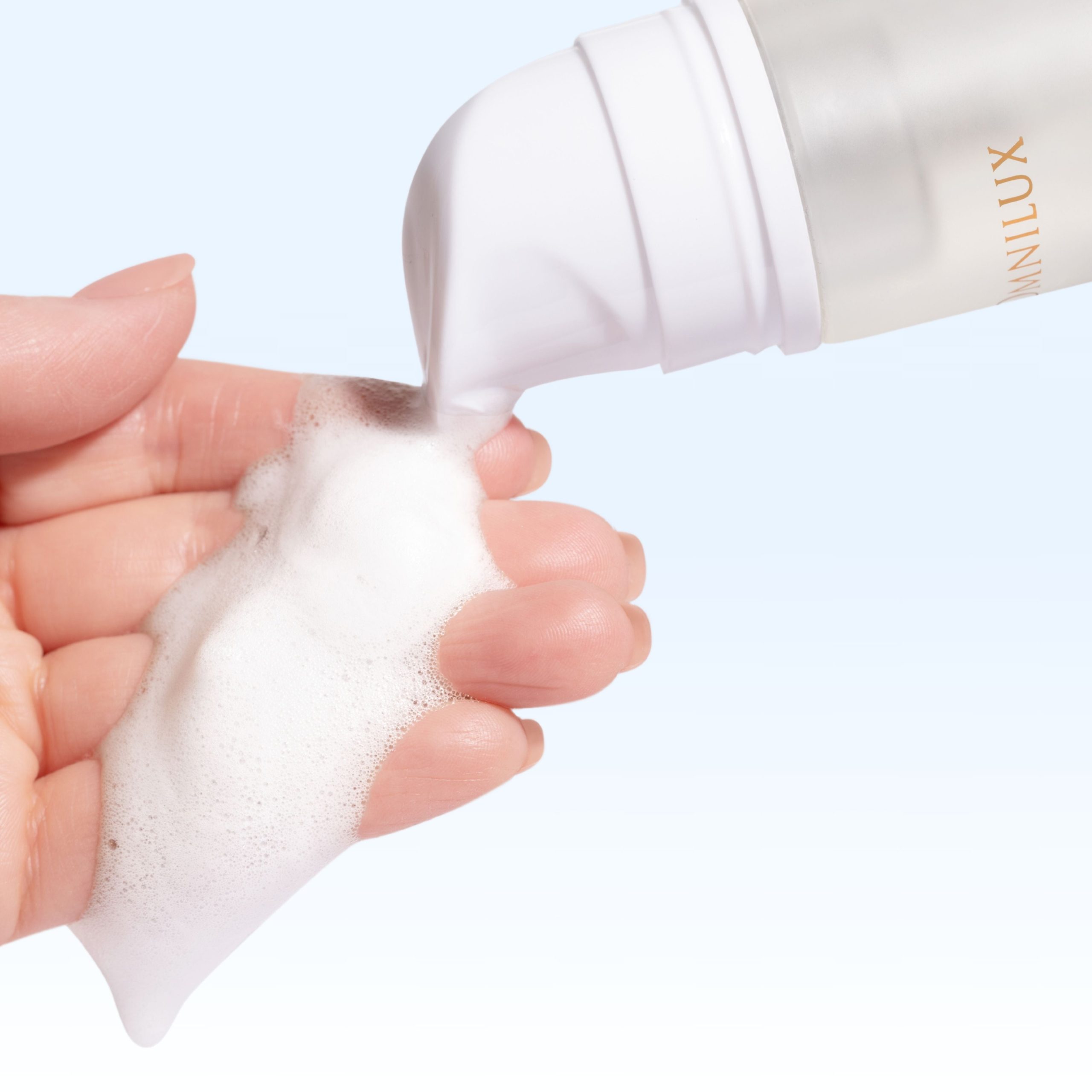 Salicylic Acid Cleanser - Image 5